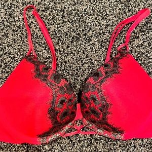 Victoria secret bombshell plunge bra 32A